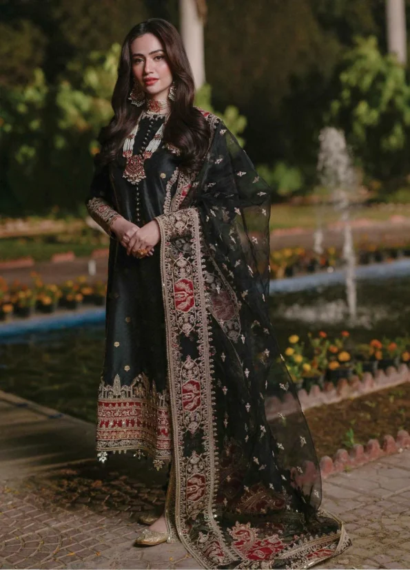 Qalamkar Black Opulence_Luxury Formals