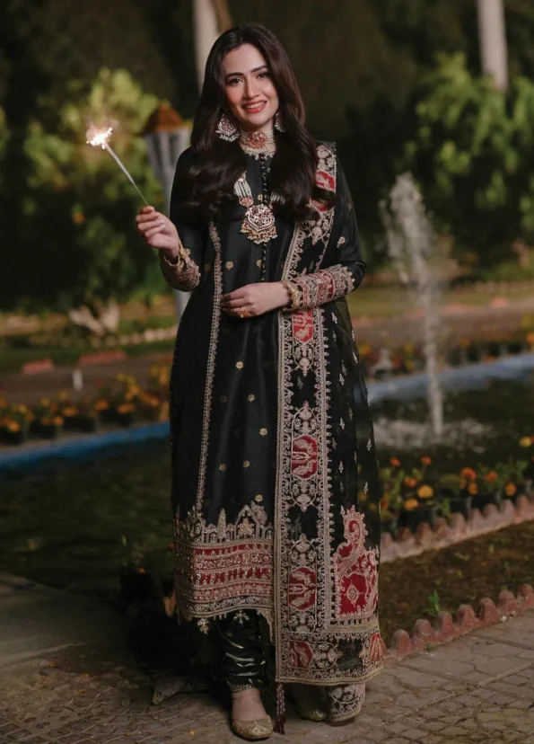 Qalamkar Black Opulence_Luxury Formals