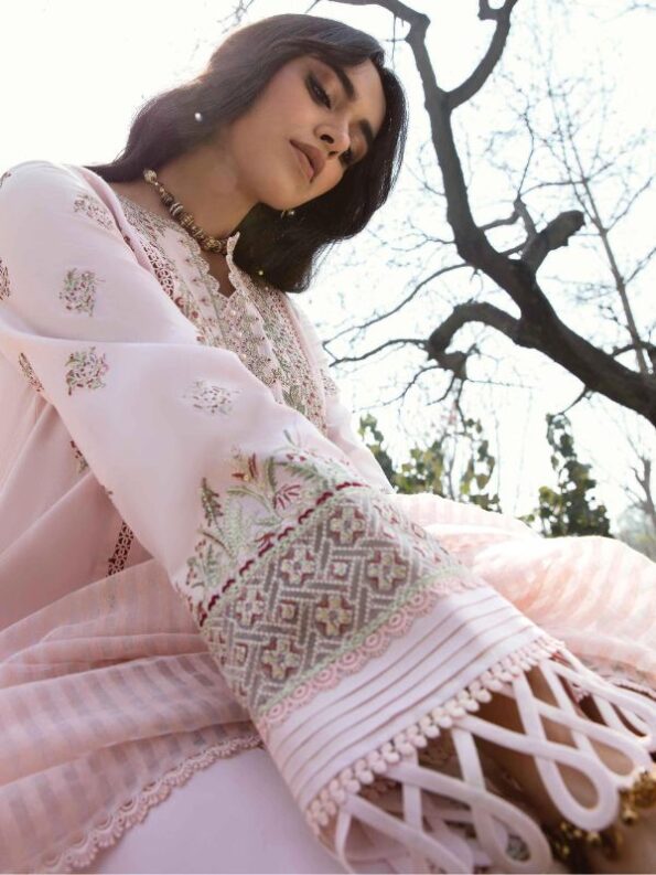 VANNA Qline Lawn Dress
