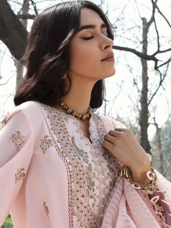 VANNA Qline Lawn Dress