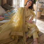 Golden Glamour Luxury Lawn Dress (3)