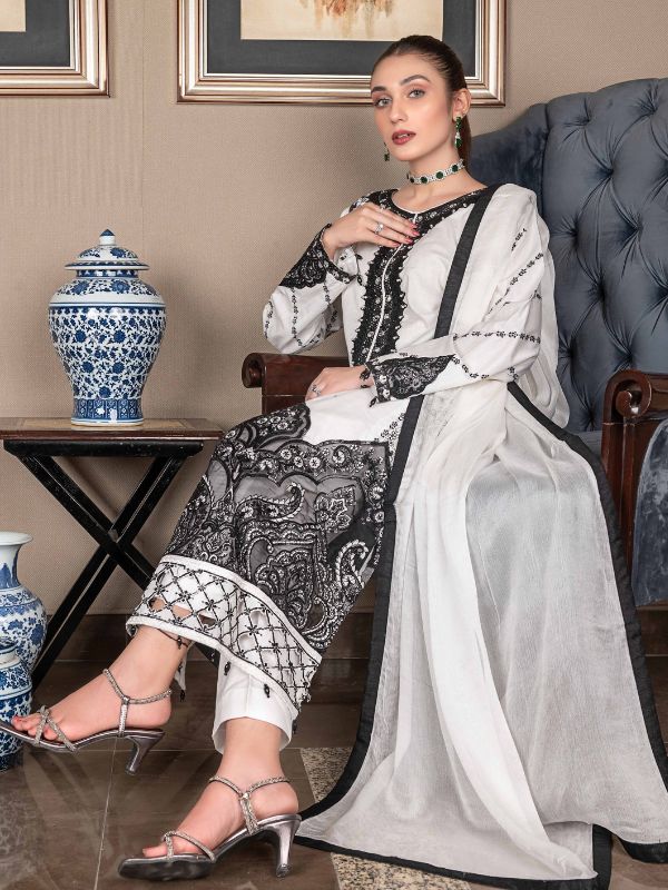 Black dress design best sale 2019