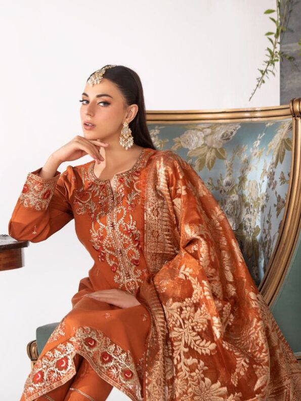 HEERAS - FESTIVE GLAMOUR
