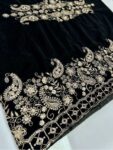 Quzey Velvet Shawl – Golden Black