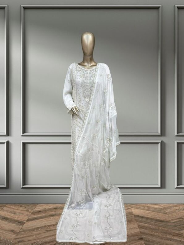 Quzey - Zc 2433 White