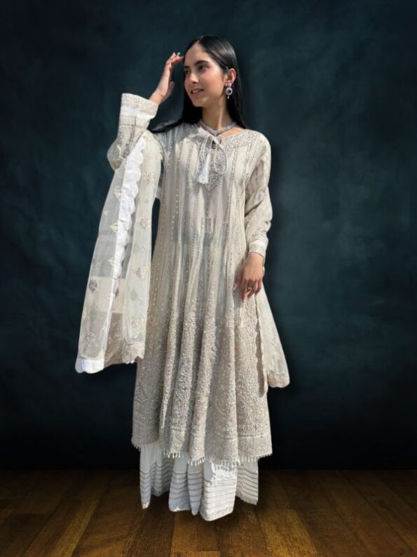 Quzey Ideal Dress - White